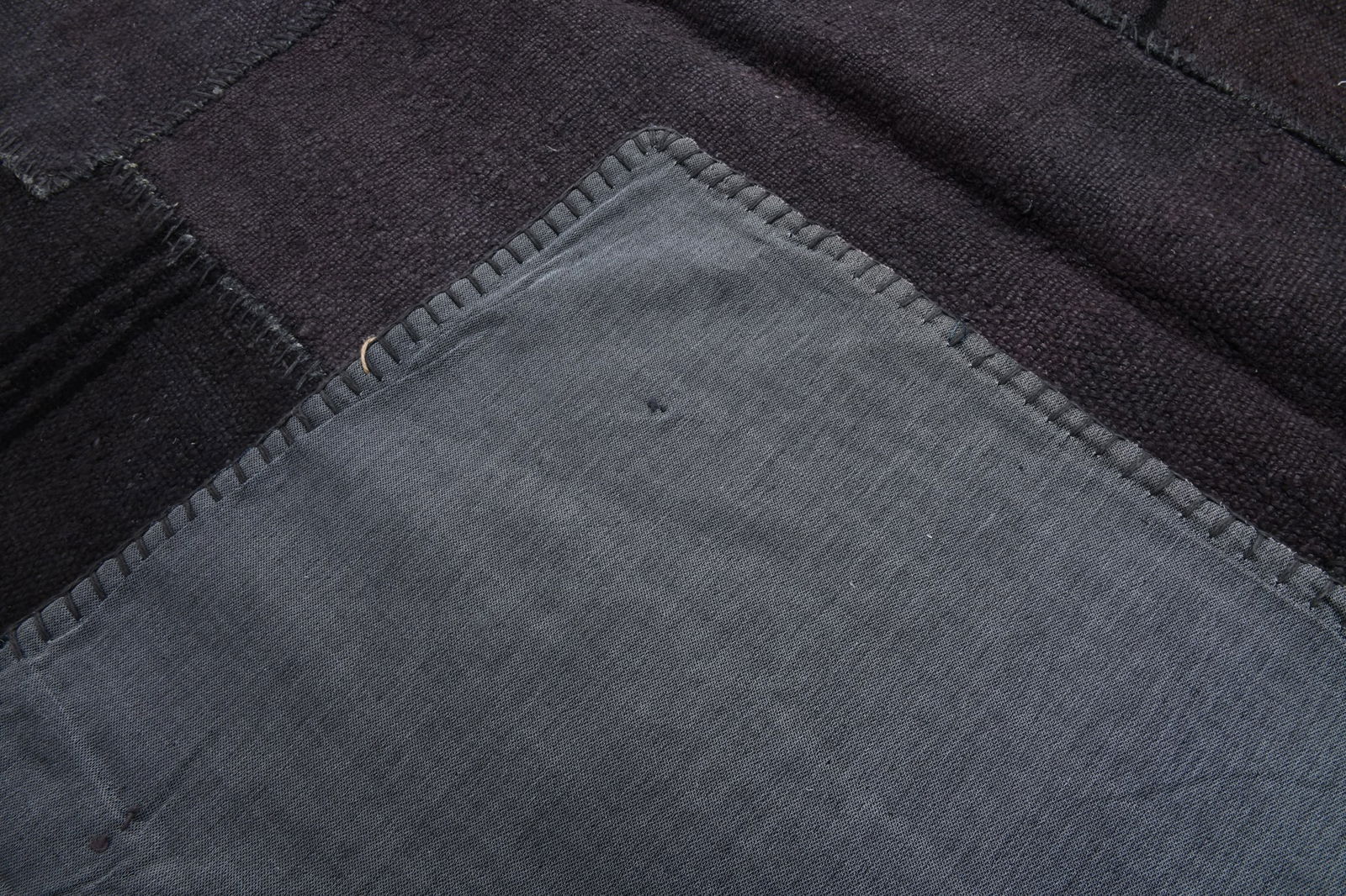 6'11'' x 10'0'' Decorative Vintage Rug - 1918 - 16