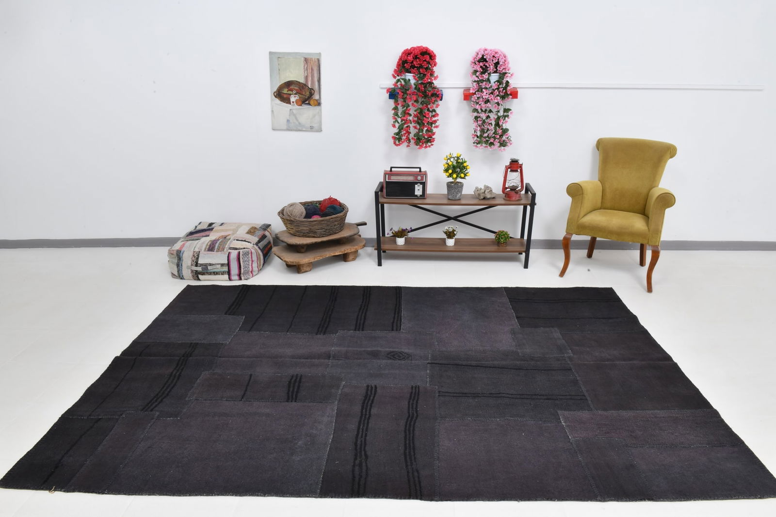 6'11'' x 10'0'' Decorative Vintage Rug - 1918 - 5