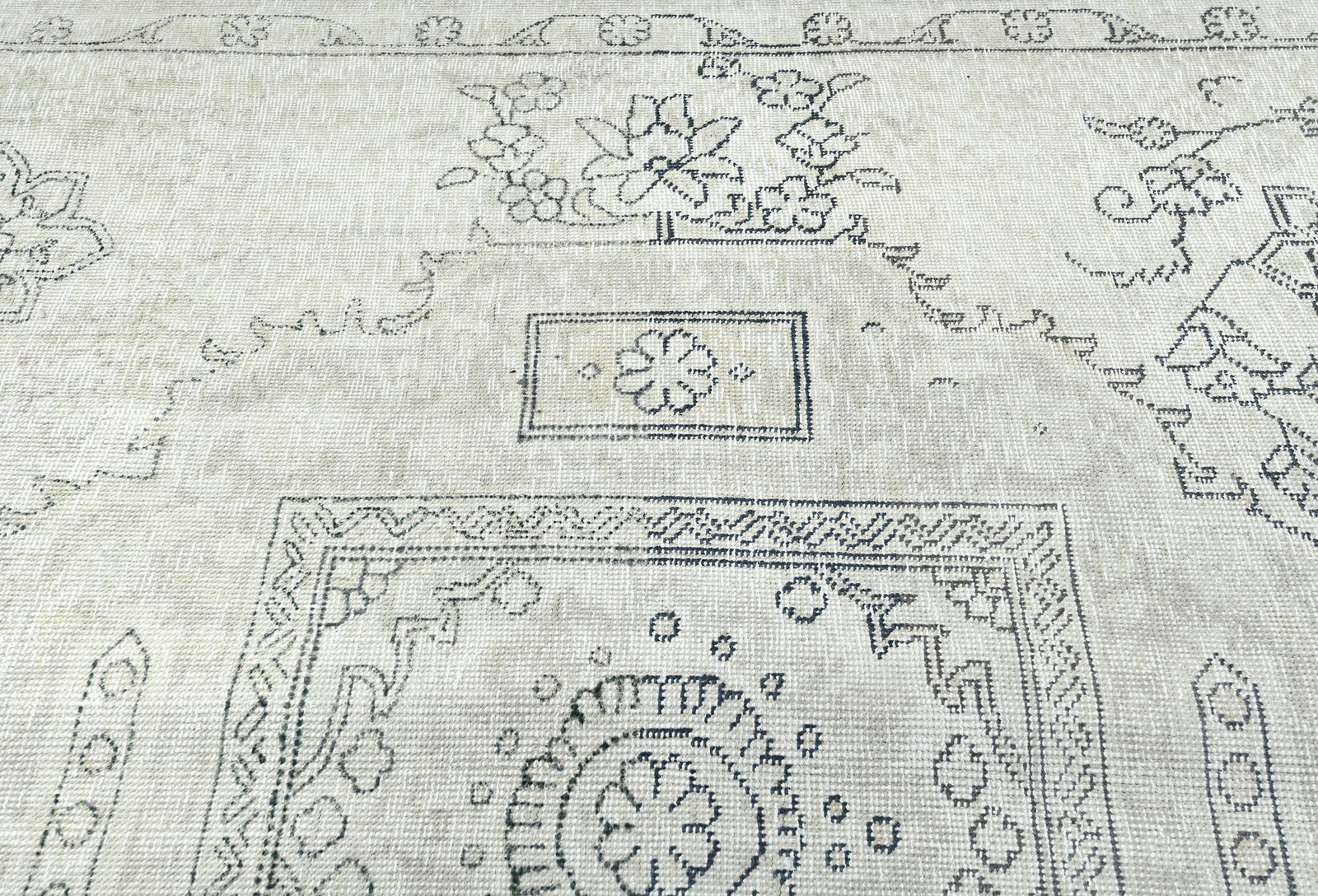 Muted Beige Antique Floral Traditional 6X9 Distressed Vintage Oriental Rug - 7