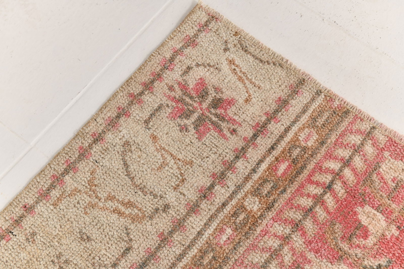 2'6'' x 7'3'' Turkish Vintage Runner Rug - 23987 - 15