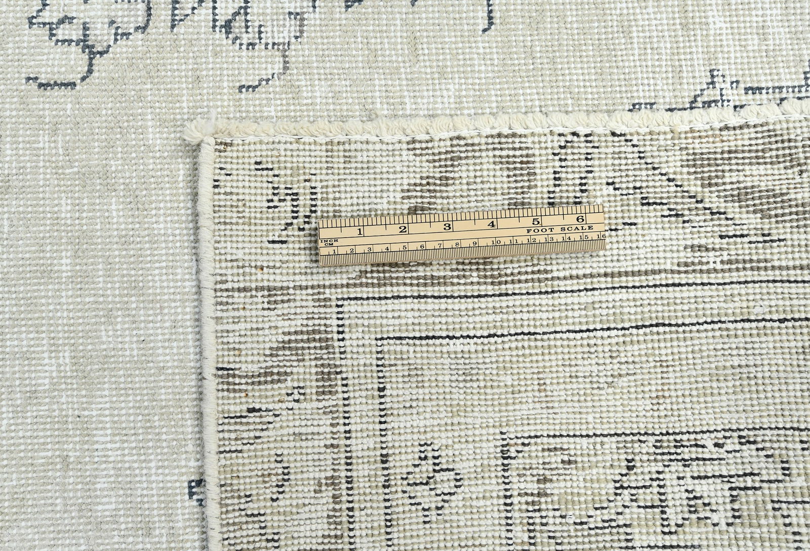 Muted Beige Antique Floral Traditional 6X10 Distressed Vintage Oriental Rug - 11