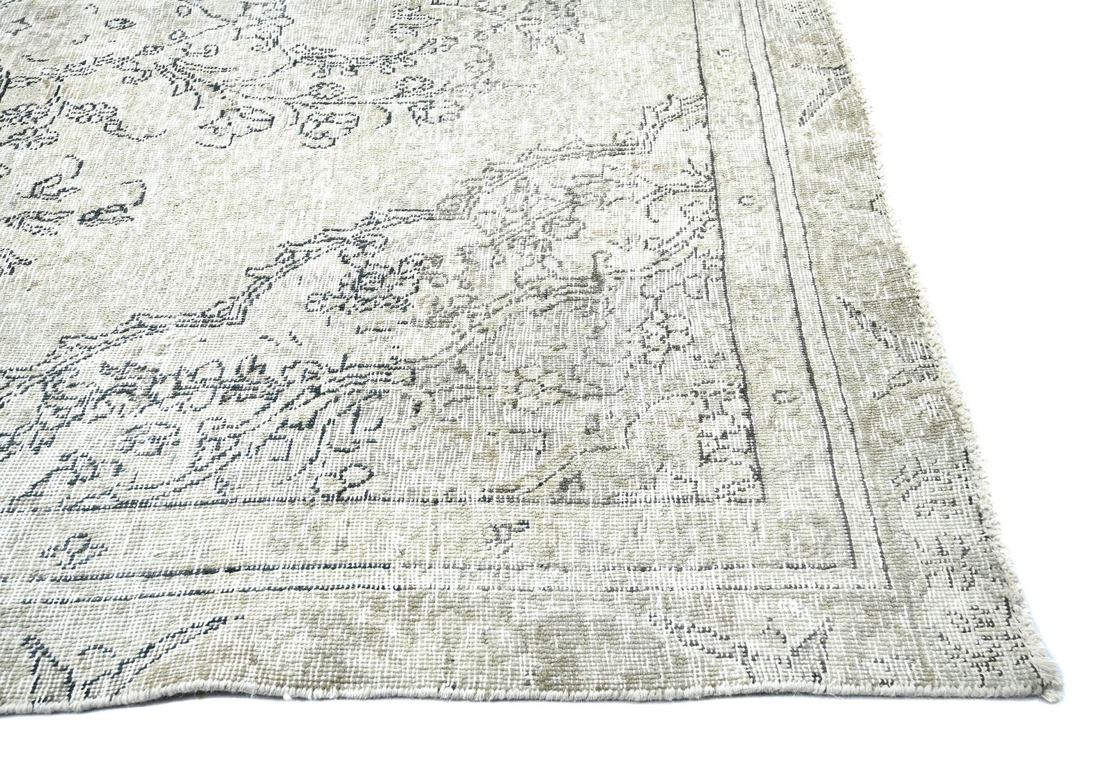 Muted Beige Antique Floral Traditional 6X10 Distressed Vintage Oriental Rug - 8