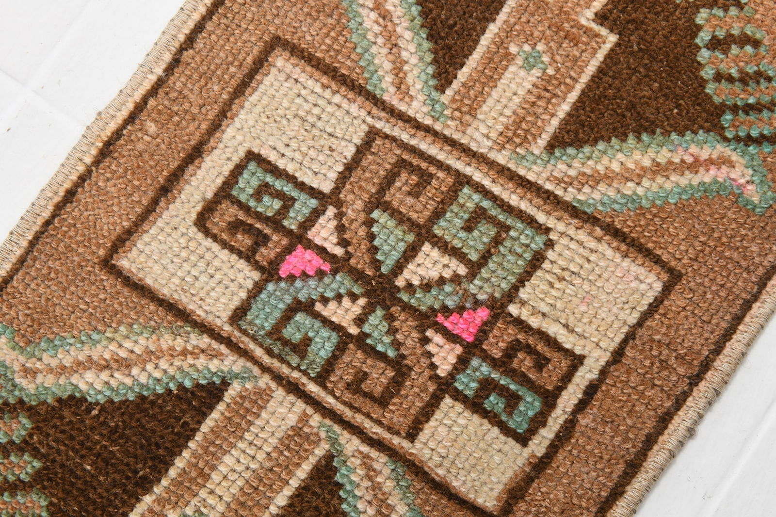 1'1'' x 2'10'' Unique Handmade Vintage Rug - 19474 - 9