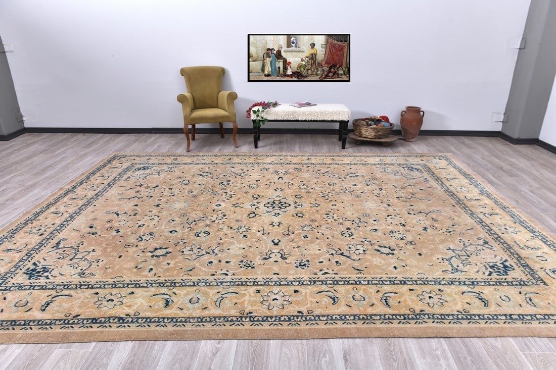 9'11'' x 13'6'' Unique Handmade Vintage Rug - 242592 (1 of 16)