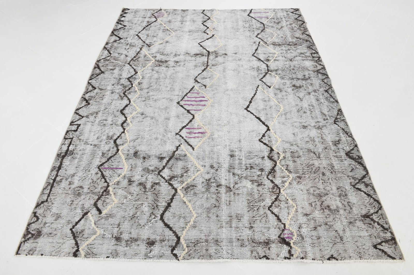 6'2'' x 7'10'' Handmade Vintage Wool Rug - 230 - 2