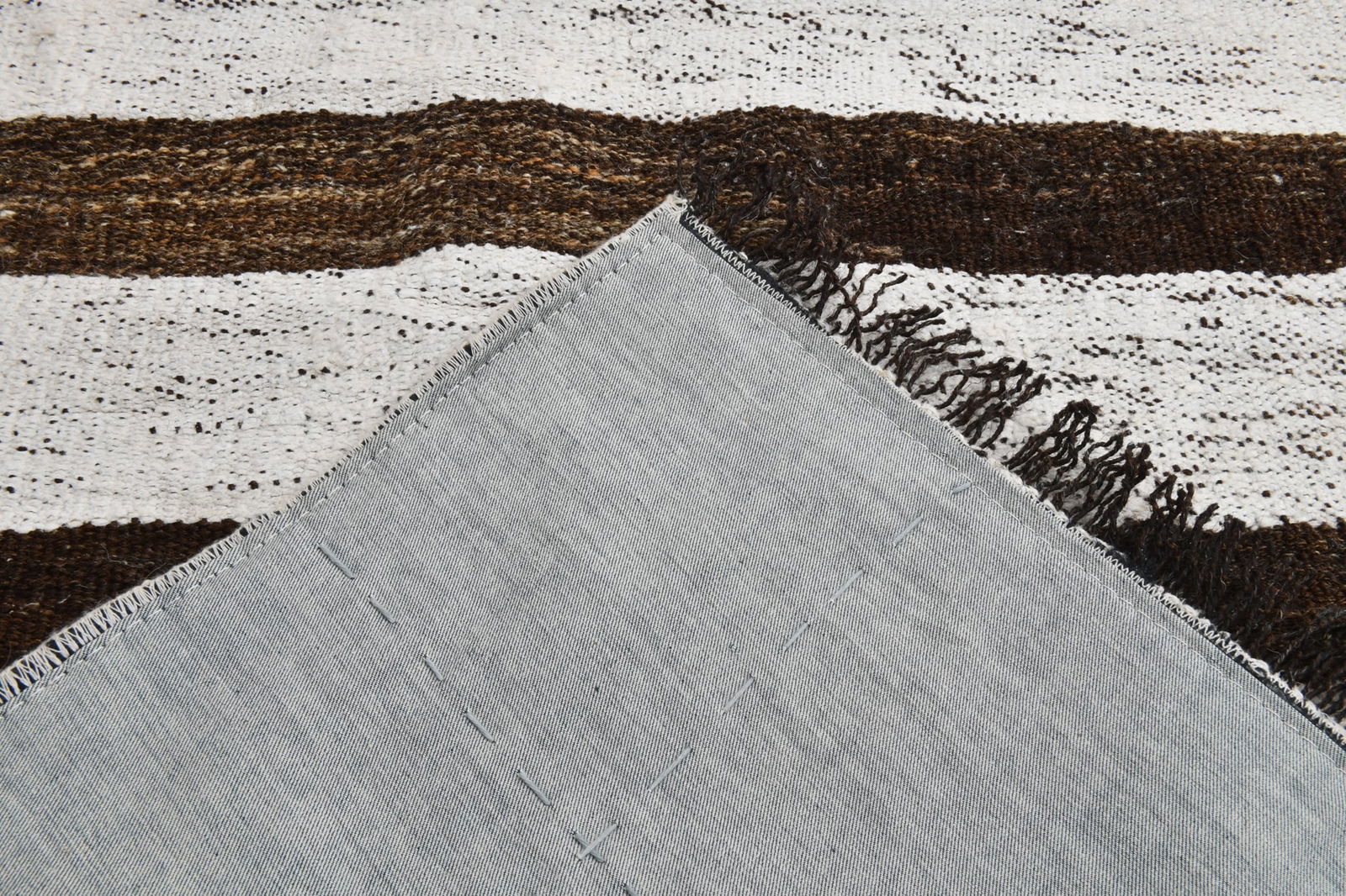 2'3'' x 7'10'' Turkish Vintage Hemp Rug - 53427 - 18