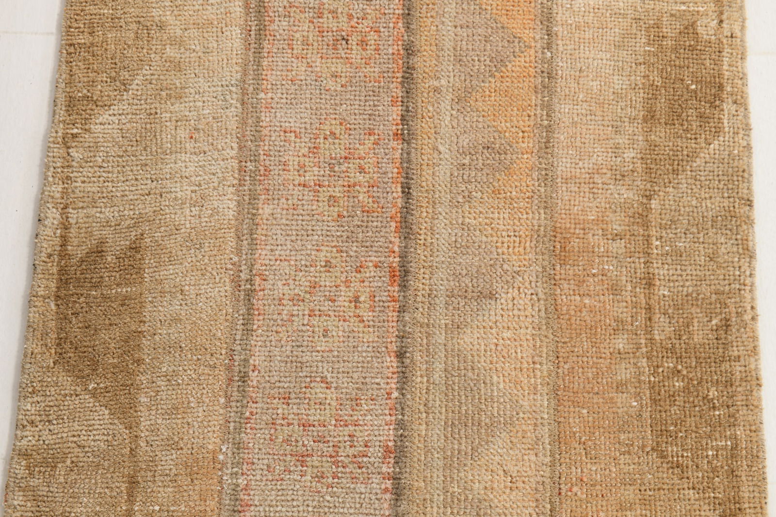 2'0'' x 9'9'' Handmade Vintage Wool Rug - 24208 - 9