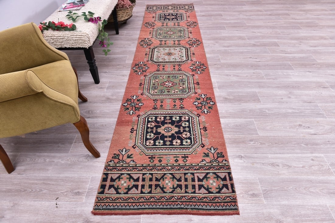 2'6'' x 11'5'' Turkish Vintage Runner Rug - 244686 - 3