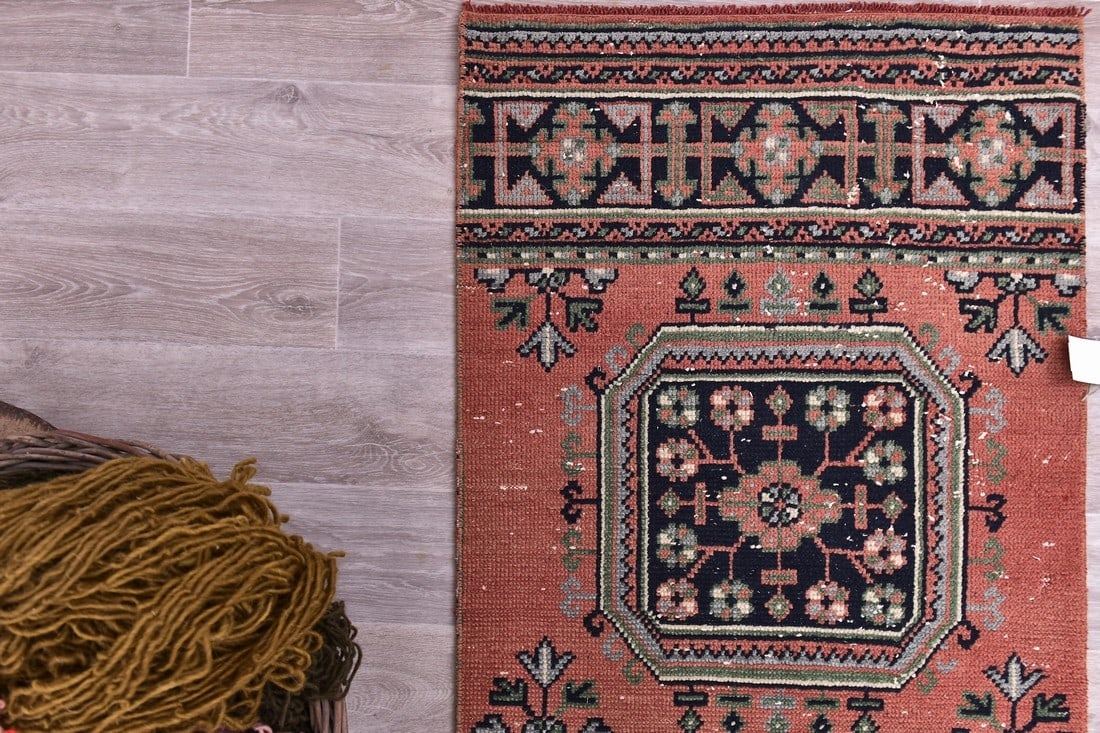 2'6'' x 11'5'' Turkish Vintage Runner Rug - 244686 - 4