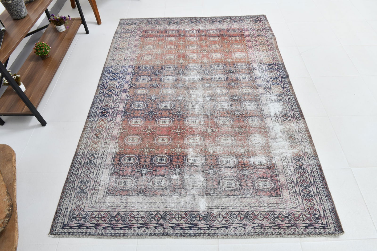4'11'' x 6'11'' Handmade Vintage Wool Rug - 22483 - 8