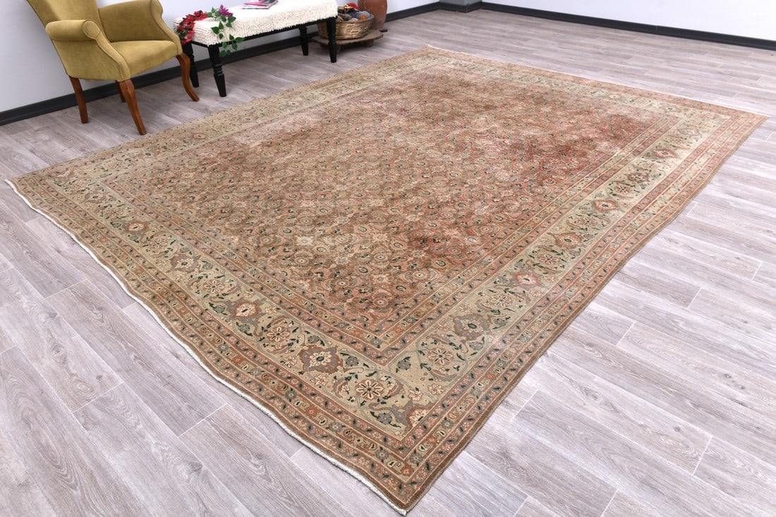 9'5'' x 11'8'' Handmade Vintage Wool Rug - 242596 - 2