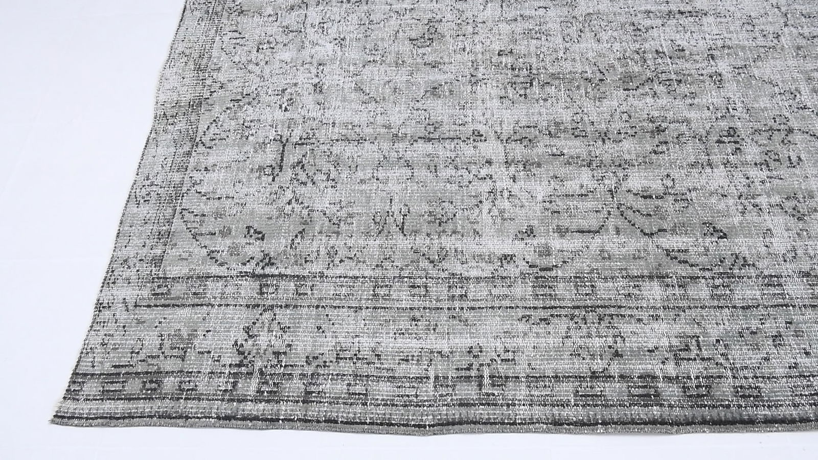 5'8'' x 8'6'' Handmade Vintage Wool Rug - 4317 - 7