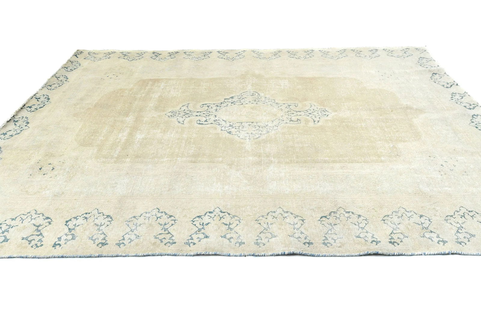 Muted Beige Floral 6X8 Distressed Vintage Oriental Rug - 4