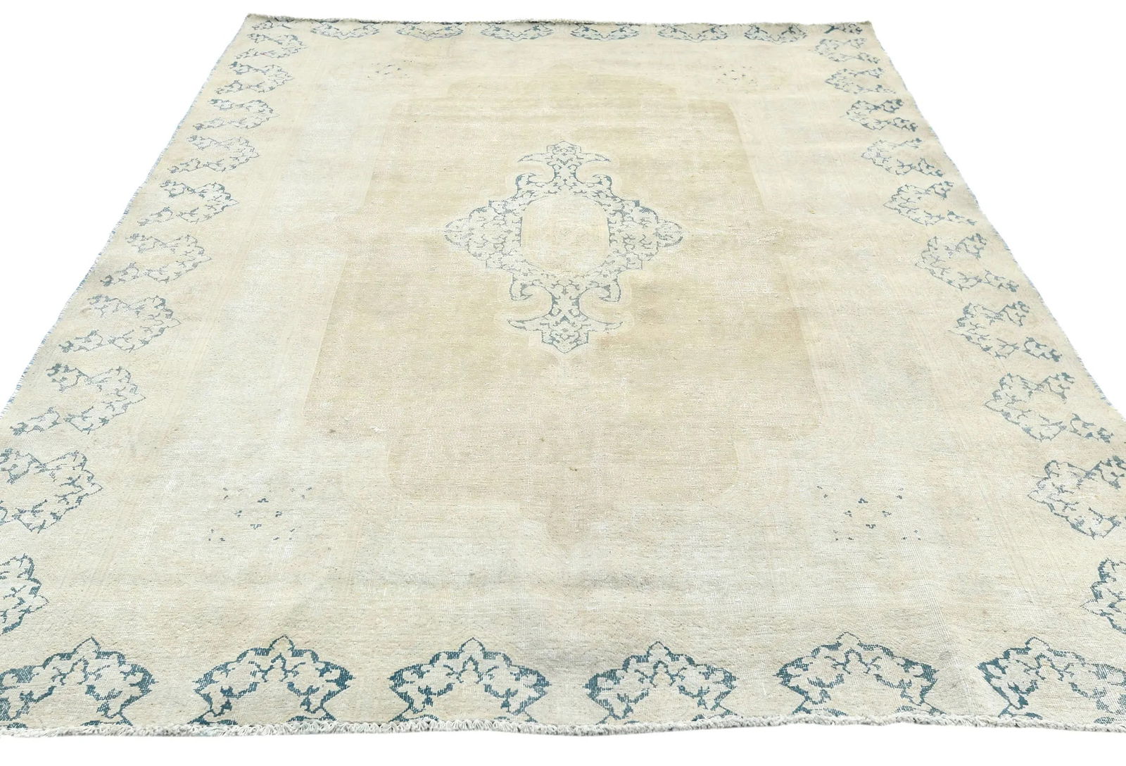 Muted Beige Floral 6X8 Distressed Vintage Oriental Rug - 9