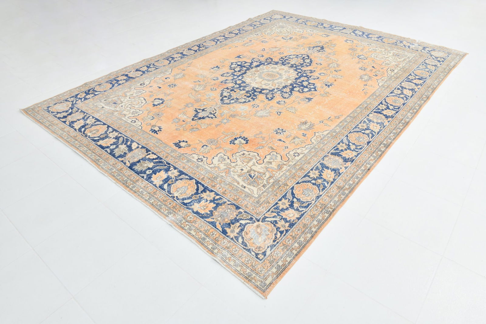 8'5'' x 11'8'' Handmade Vintage Wool Rug - 6937 - 3