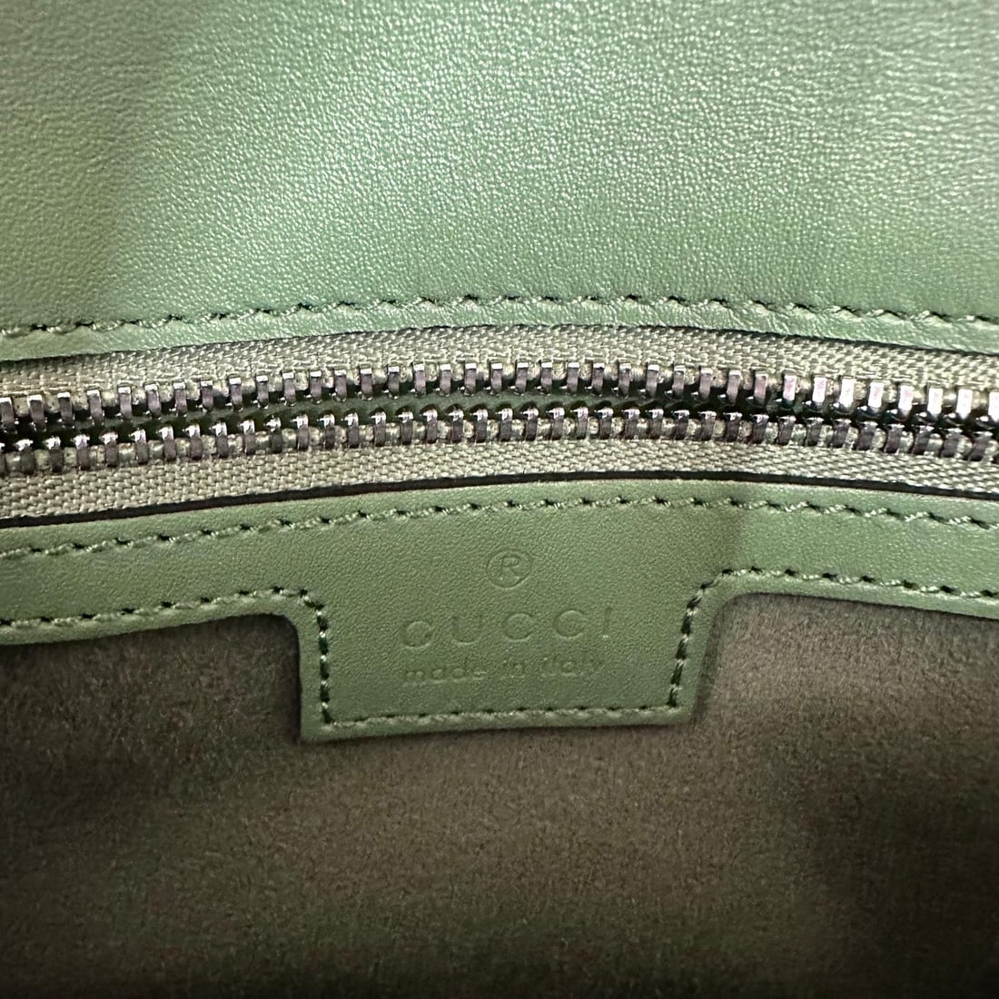 GUCCI Blondie Mini Pastel Green Leather Shoulder Bag - 10