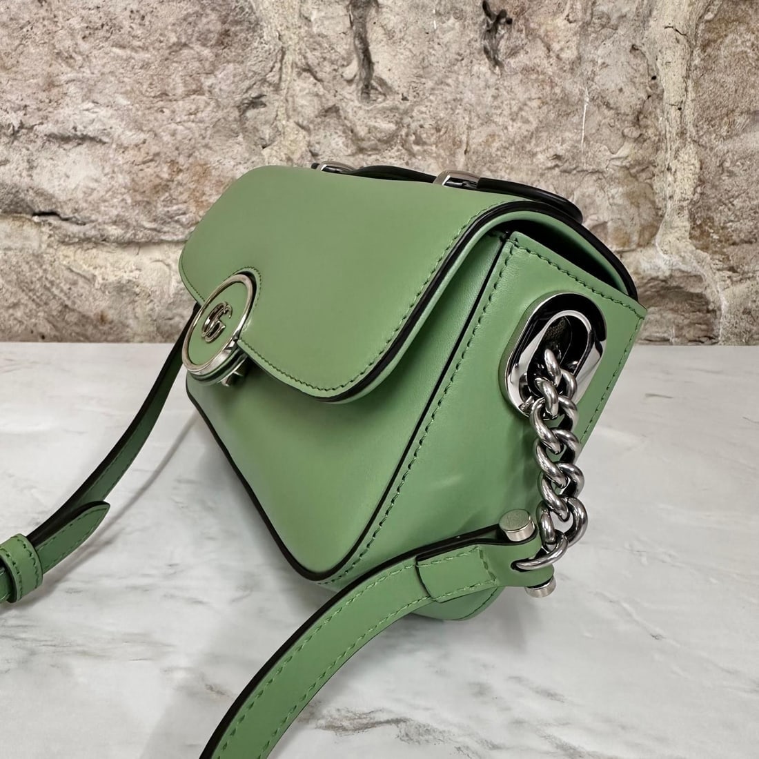 GUCCI Blondie Mini Pastel Green Leather Shoulder Bag - 2