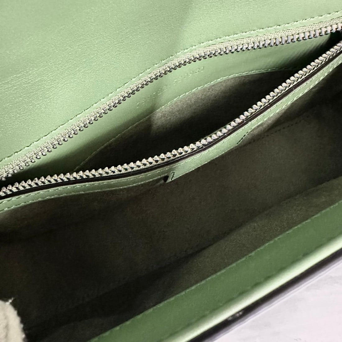 GUCCI Blondie Mini Pastel Green Leather Shoulder Bag - 9