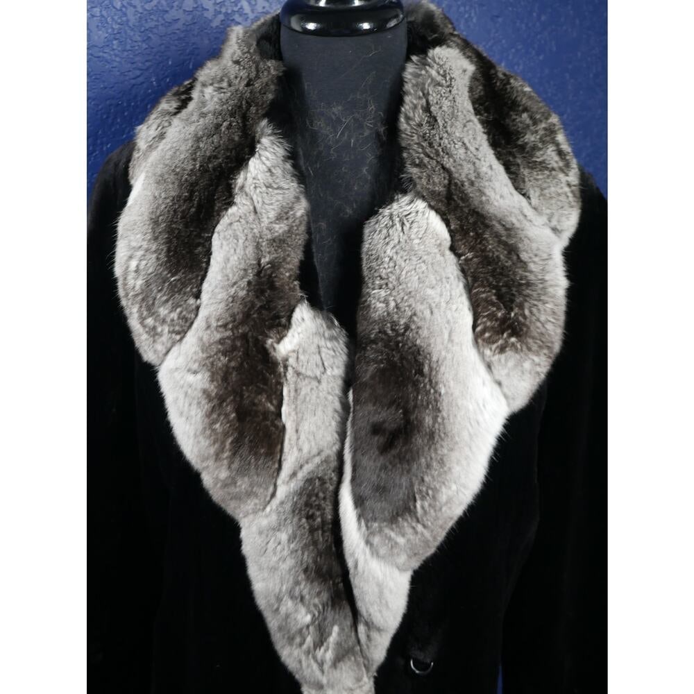Stunning Black Sheared Beaver & Chinchilla Fur Coat Jacket - 2