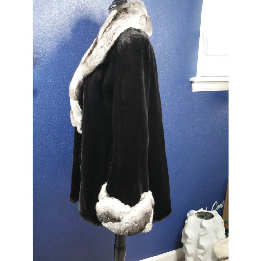 Stunning Black Sheared Beaver & Chinchilla Fur Coat Jacket - 3