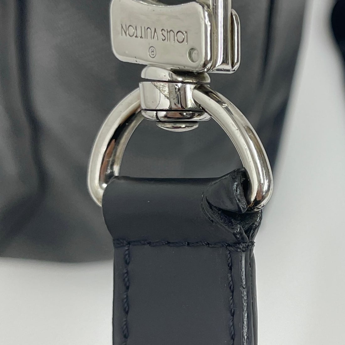 LOUIS VUITTON Document Bag in Damier Graphite - 15