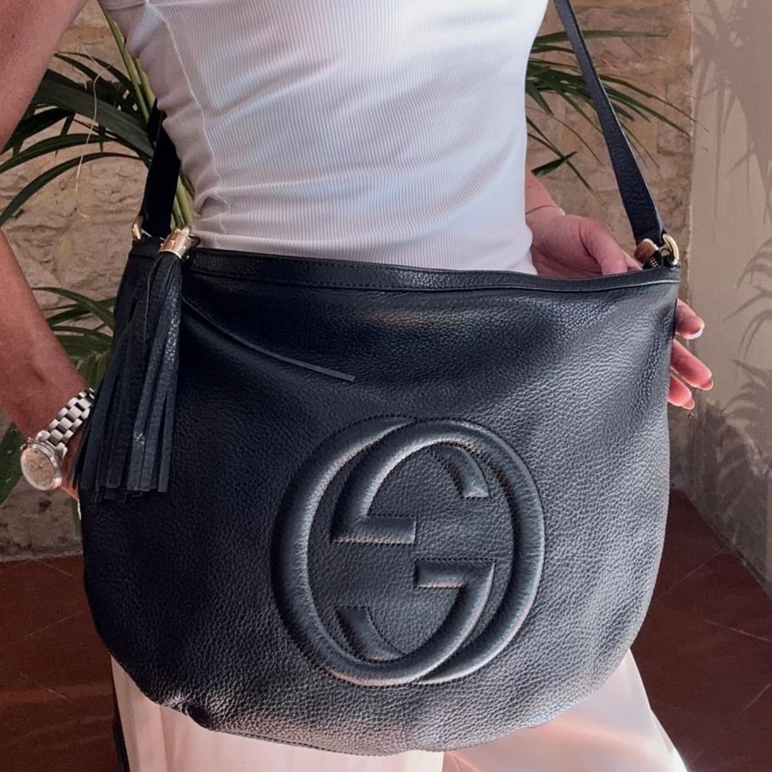 GUCCI Soho Disco Bag in Black Hammered Leather - 17