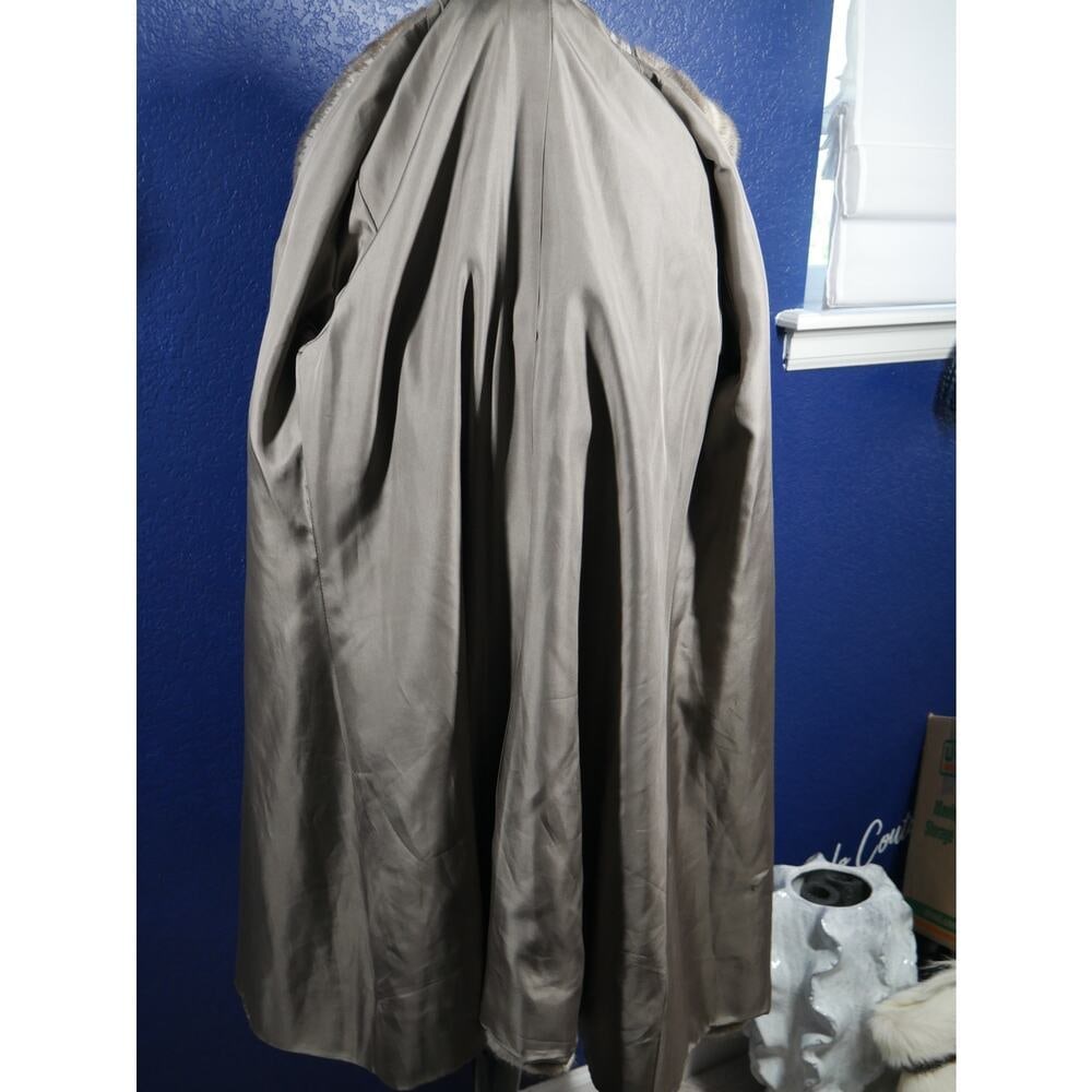 Amazing RARE Cross Blue Iris Taupe Mink Fur Coat Jacket - 6
