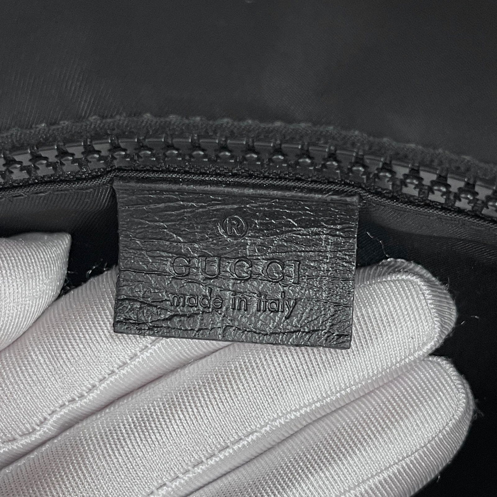 GUCCI Black GG Supreme Messenger Bag - 12