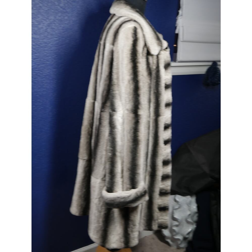 Stunning NWOT Chinchilla Rex Fur Coat Jacket - 4