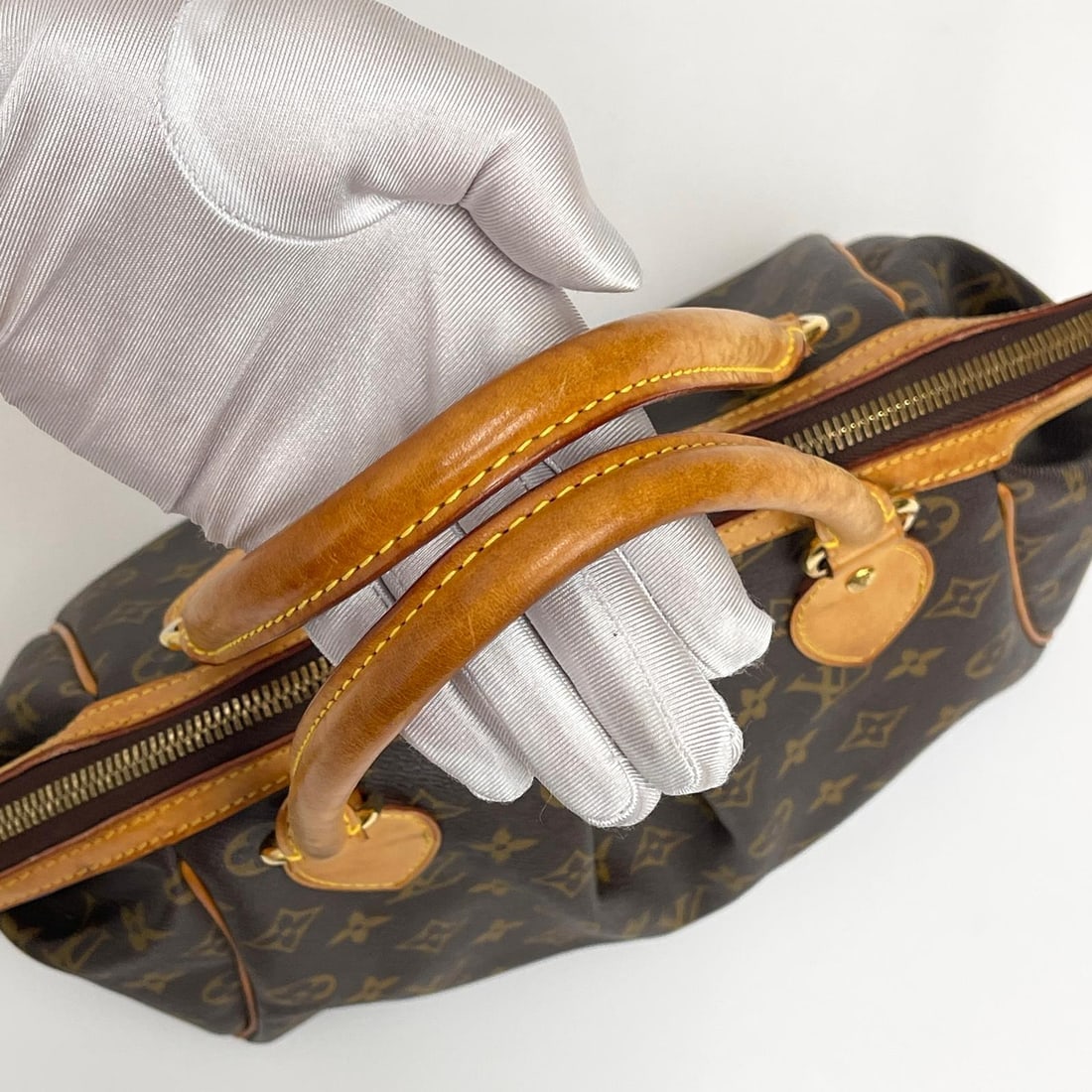 LOUIS VUITTON Tivoli PM Bag in Monogram Canvas - 8
