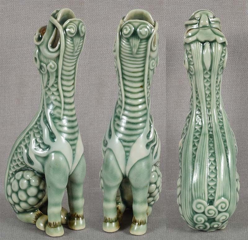 Porcelain netsuke BAYING KIRIN by ARMIN MULLER 8.2cm - 3