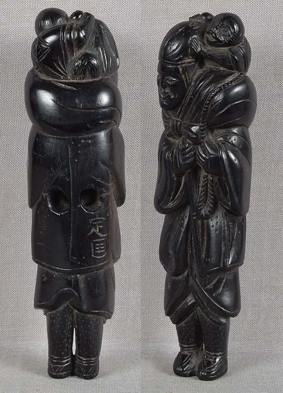 18/19c ebony netsuke FOREIGN MONKEY TRAINER by SADAKOKU 10.6cm - 4