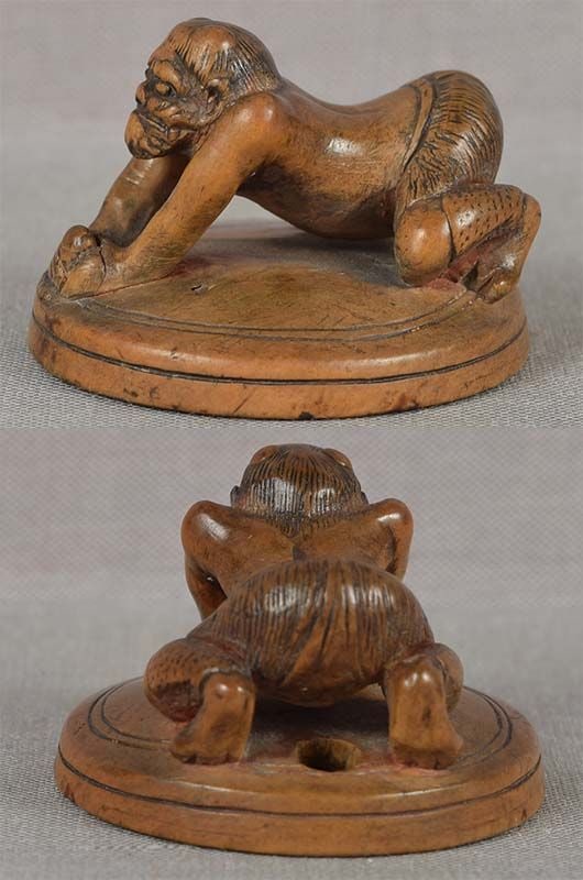 Early 19c netsuke ONI polishing mirror - 2