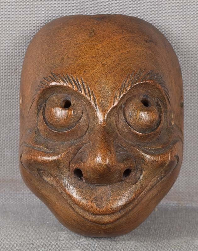 19c netsuke KENTOKU MASK (1 of 5)