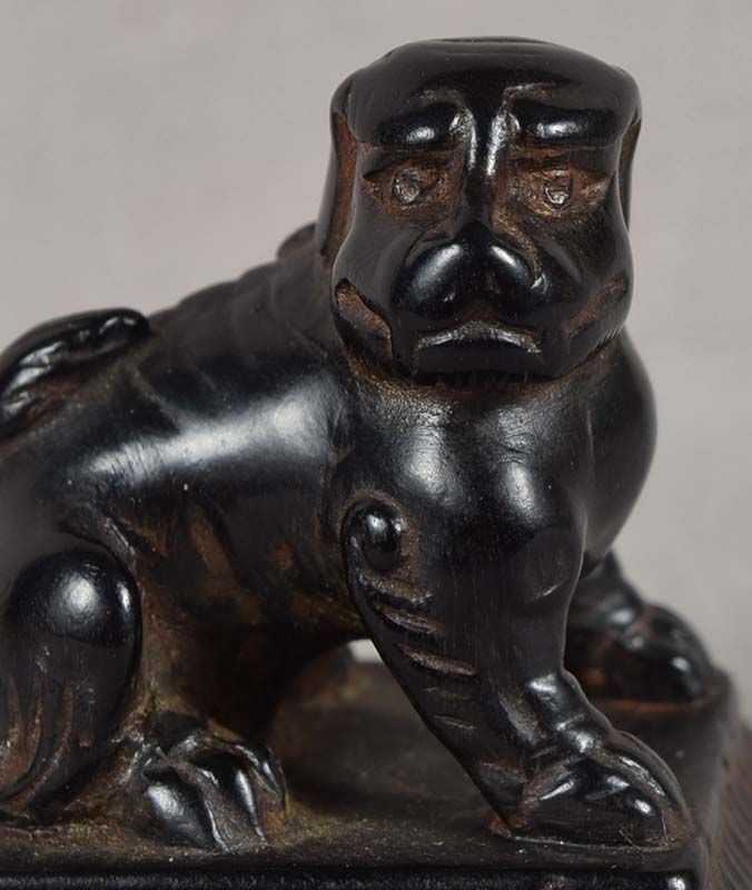 Early 19c ebony netsuke KOMA INU SEAL - 2