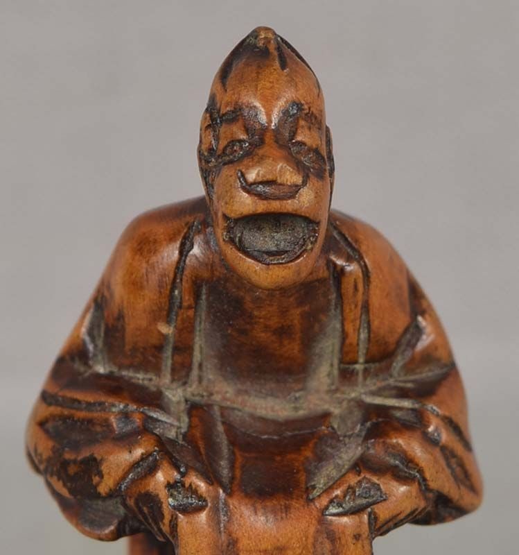19c SHUNGA netsuke LOINCLOTH caught in clam - 2