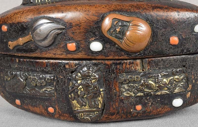 Early 19c TONKOTSU (netsuke box) TIGER Daruma, animals - 4