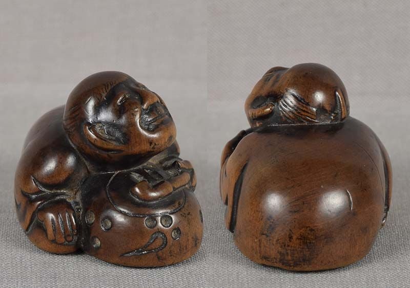 18c netsuke MONK with tobacco pipe - 5