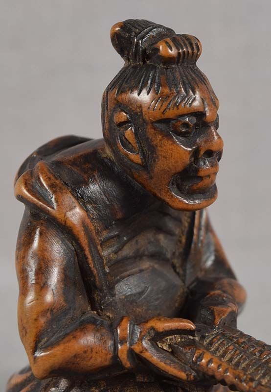 19c netsuke NIO Buddhist Guardian mending straw sandal - 6