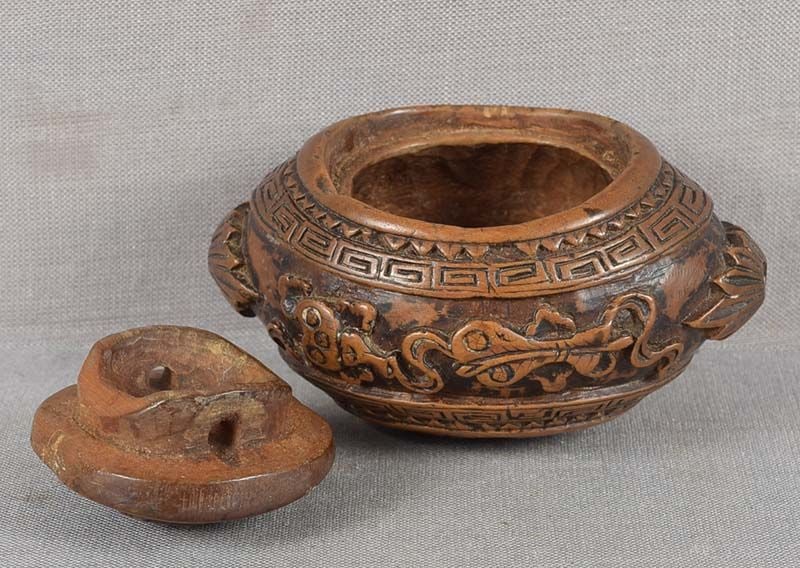 18c netsuke BOX in Chinese manner, deer, prunus tree - 2