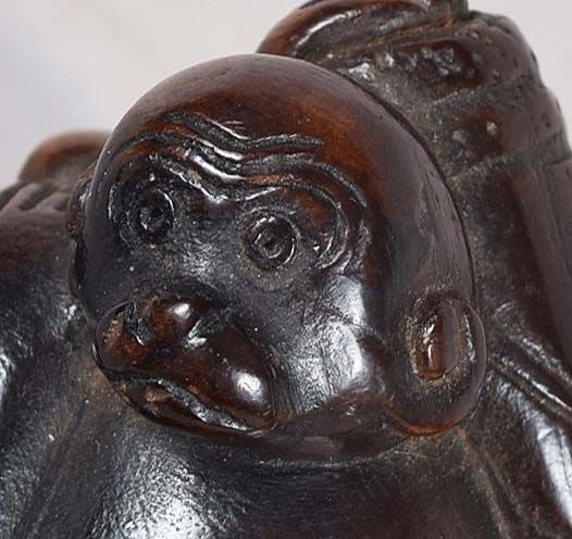 Early 19c netsuke thoughtful MONKEY with bamboo shoot - 2