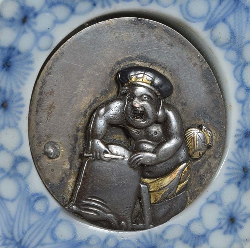 19c metal & porcelain netsuke DAIKOKU SHAVING head of FUKUROKUJU - 4