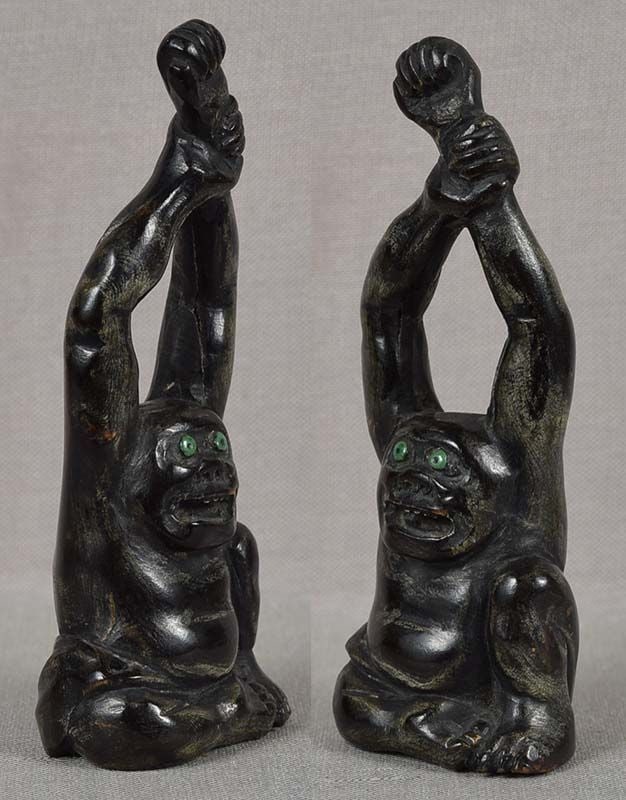 Early 19c black coral netsuke STRETCHING TENAGA (Long Arms) - 3