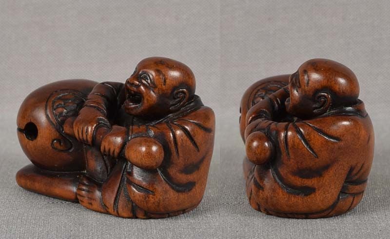19c netsuke PRIEST with gong by ISSAI ex Greenfield Collection - 5