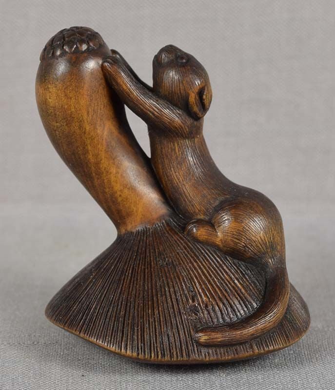 Late 19c netsuke CAT stretching on mushroom inlaid eyes (1 of 6)