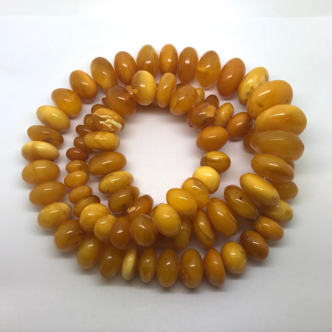 Astonishing Unique Vintage Amber Necklace made from Doughnut shaped Amber beads - 7