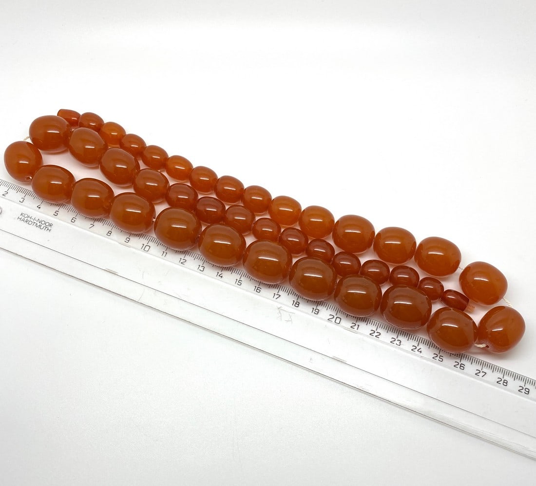 Amazing Vintage Amber Necklace made from Oval shaped Amber beads - 8