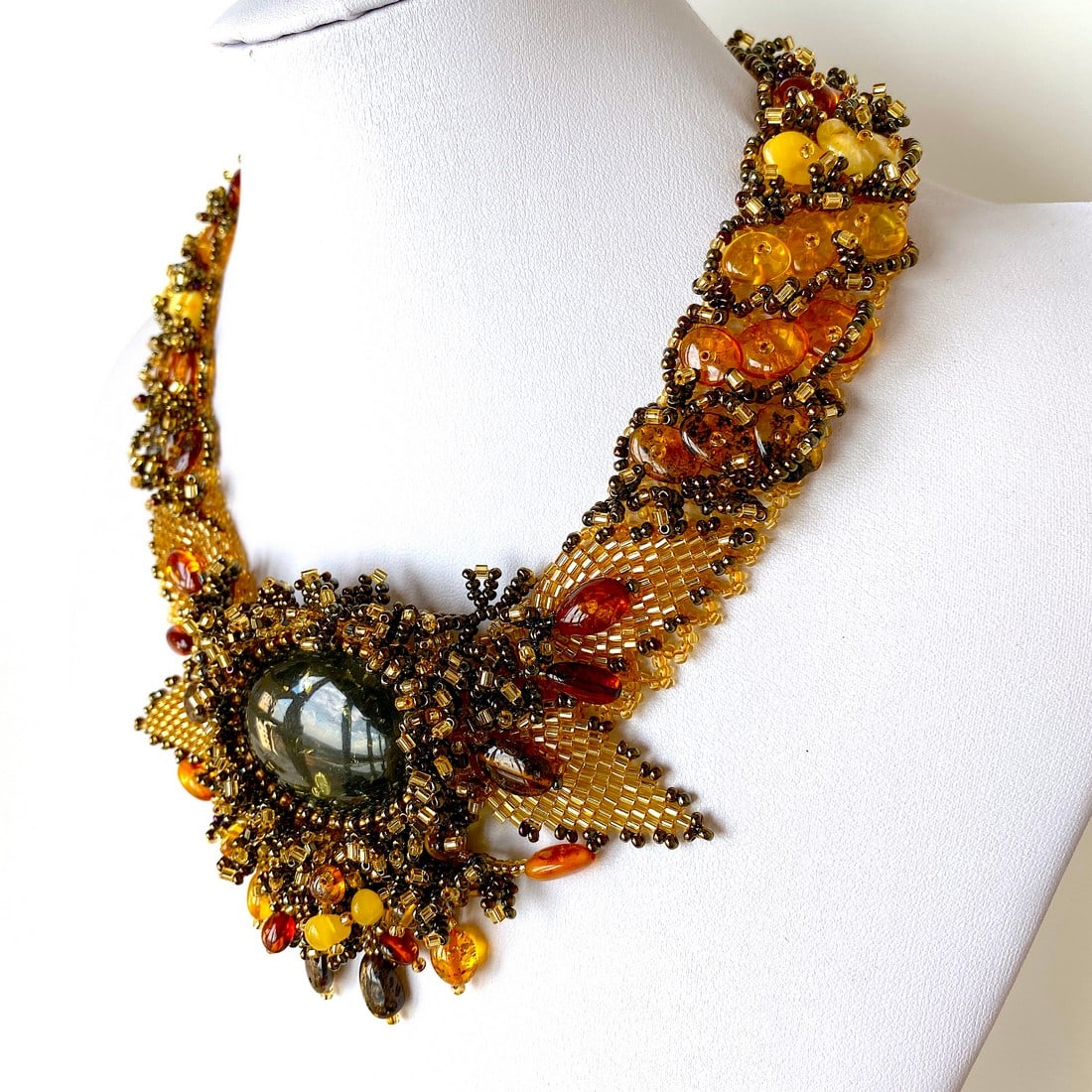 Exquisite Amber Cleopatra necklace - 2
