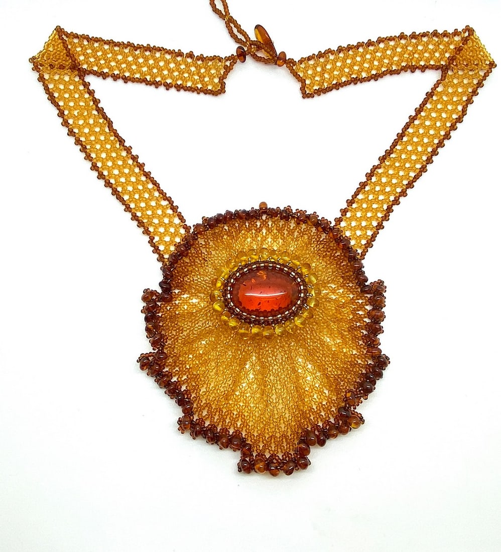 Unique and Alluring Amber Floral Necklace made from leaf like bead ornaments - 4