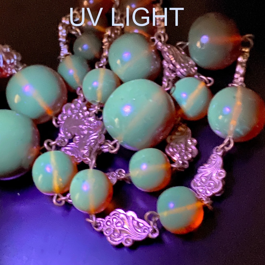 Fascinating Vintage Amber Necklace made from Round Amber beads - 9